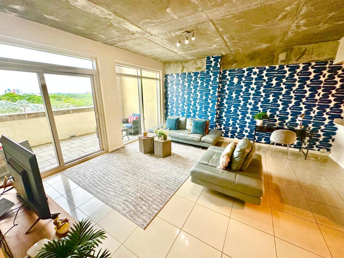 Amazing Midblock Miami 2 Bedrm Loft With Free Parking Apart otel Dış mekan fotoğraf